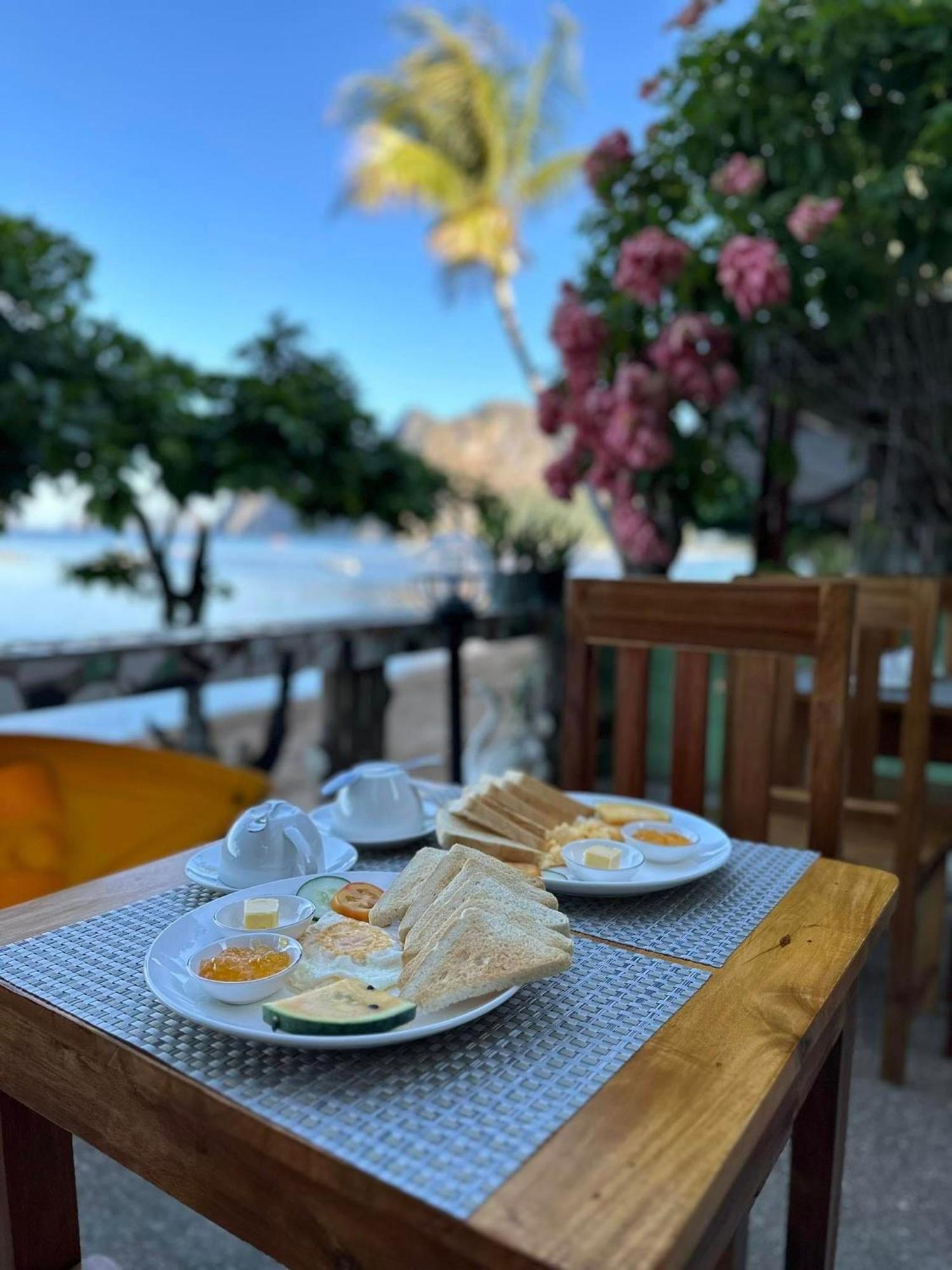 Desert Rose Beach Hotel El Nido Extérieur photo